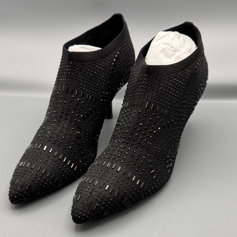 Impo Women's Victory Stretch Knit Shooties
